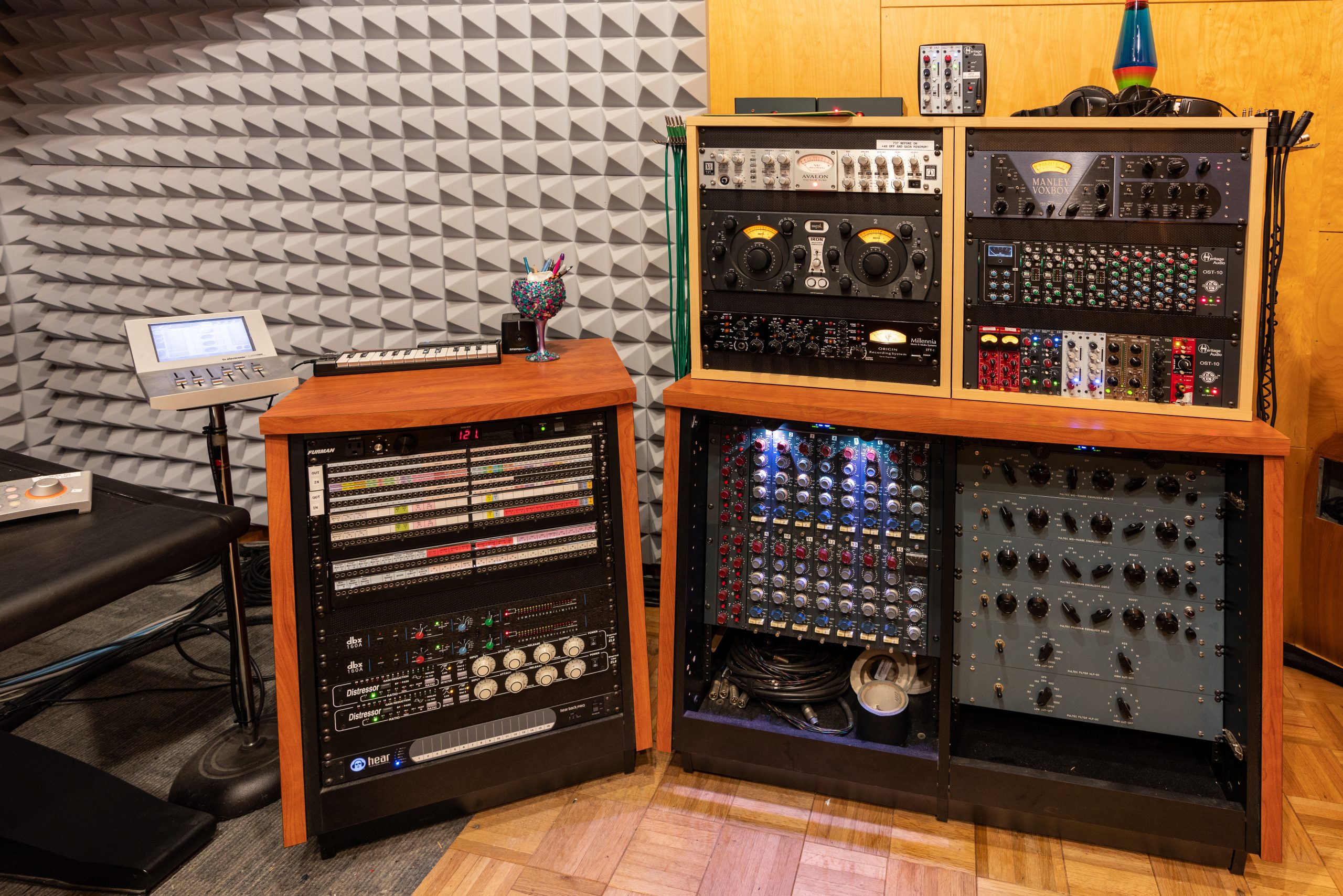 16 Sound Booths for L.A. Music Production